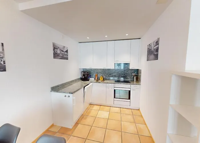 Lägenhet Solution-grischun - Stadtwohnung - Kaffee&tee - Arbeitsplatz - Tv *