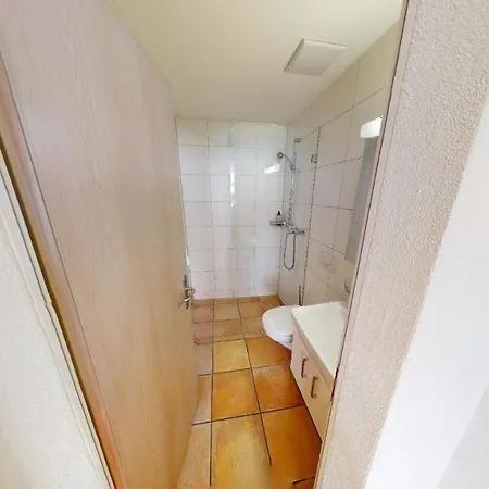 Solution-grischun - Stadtwohnung - Kaffee&tee - Arbeitsplatz - Tv Appartement *